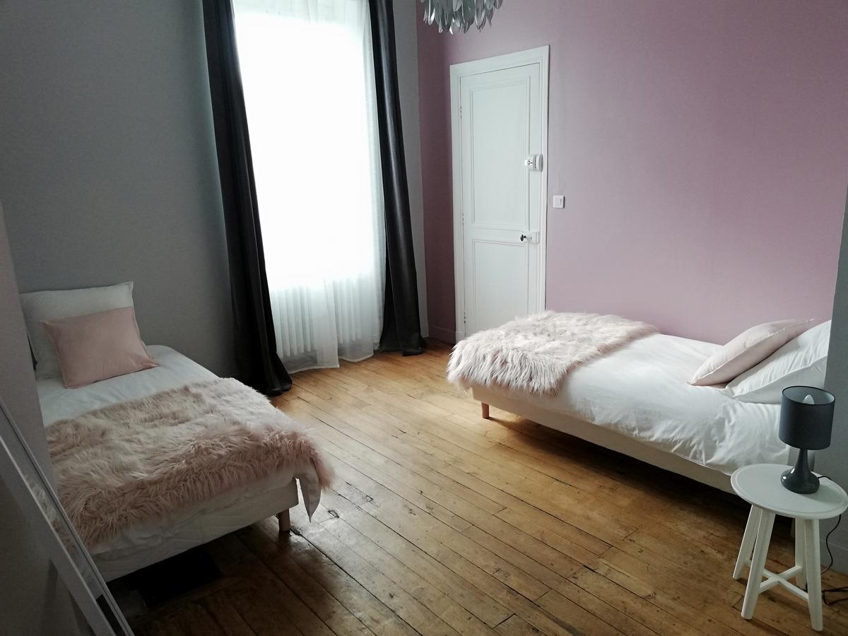 L'Angely - Chambres D'Hotes ニオール エクステリア 写真
